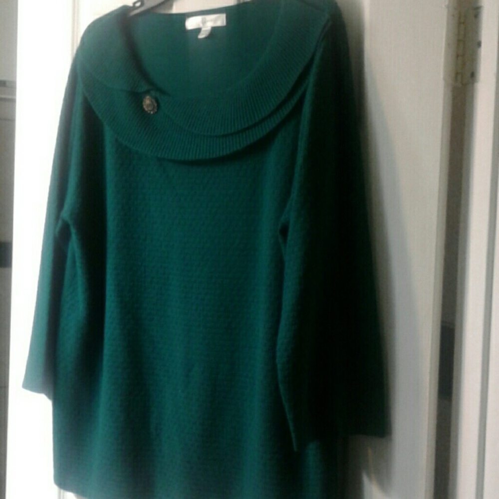 Blue green sweater