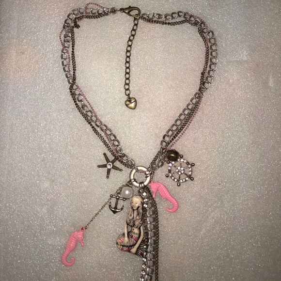 Betsey Johnson necklace