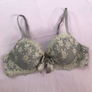 New Aerie Grey Embroidered push-up bra sz 34B