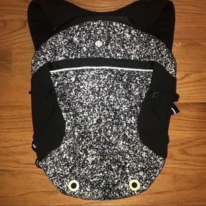 Lululemon Run all day backpack *splatter