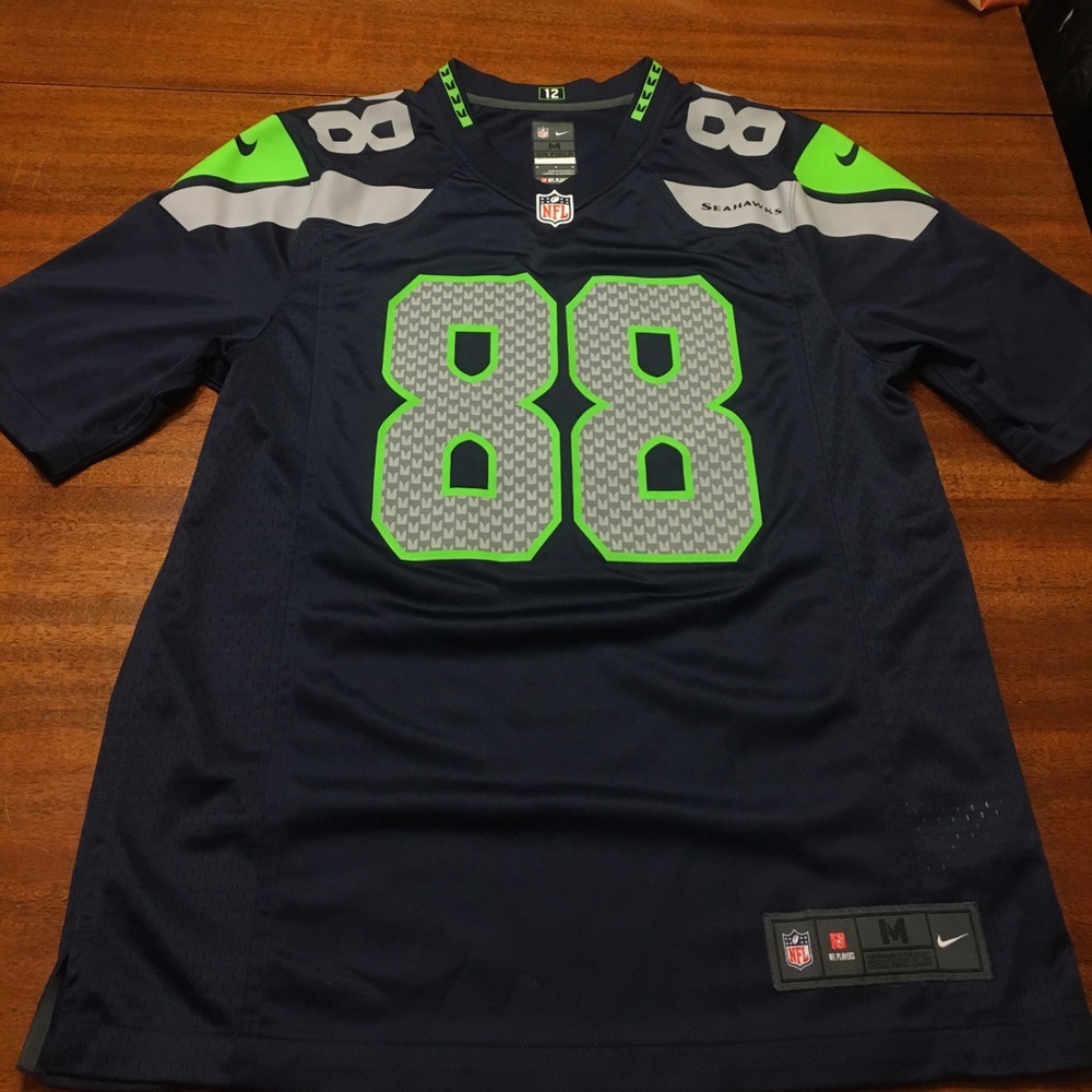 On field Nike M Graham blue Seahawks jersey