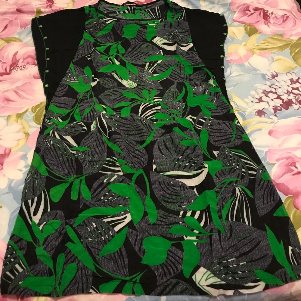 Green black cotton blouse