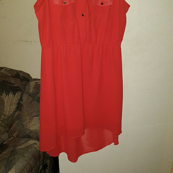 Dress - Picture 2 of 3