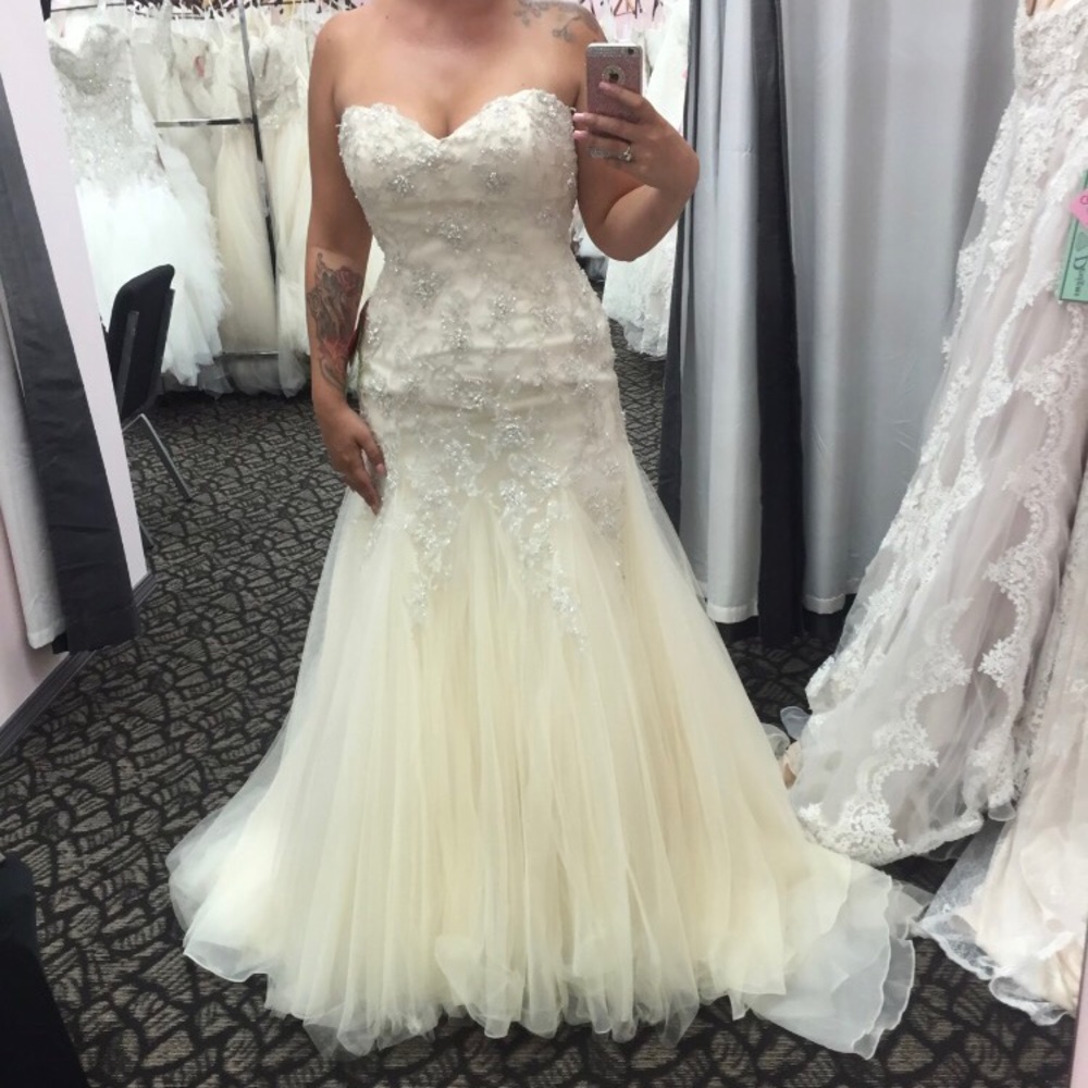Ivory size 10