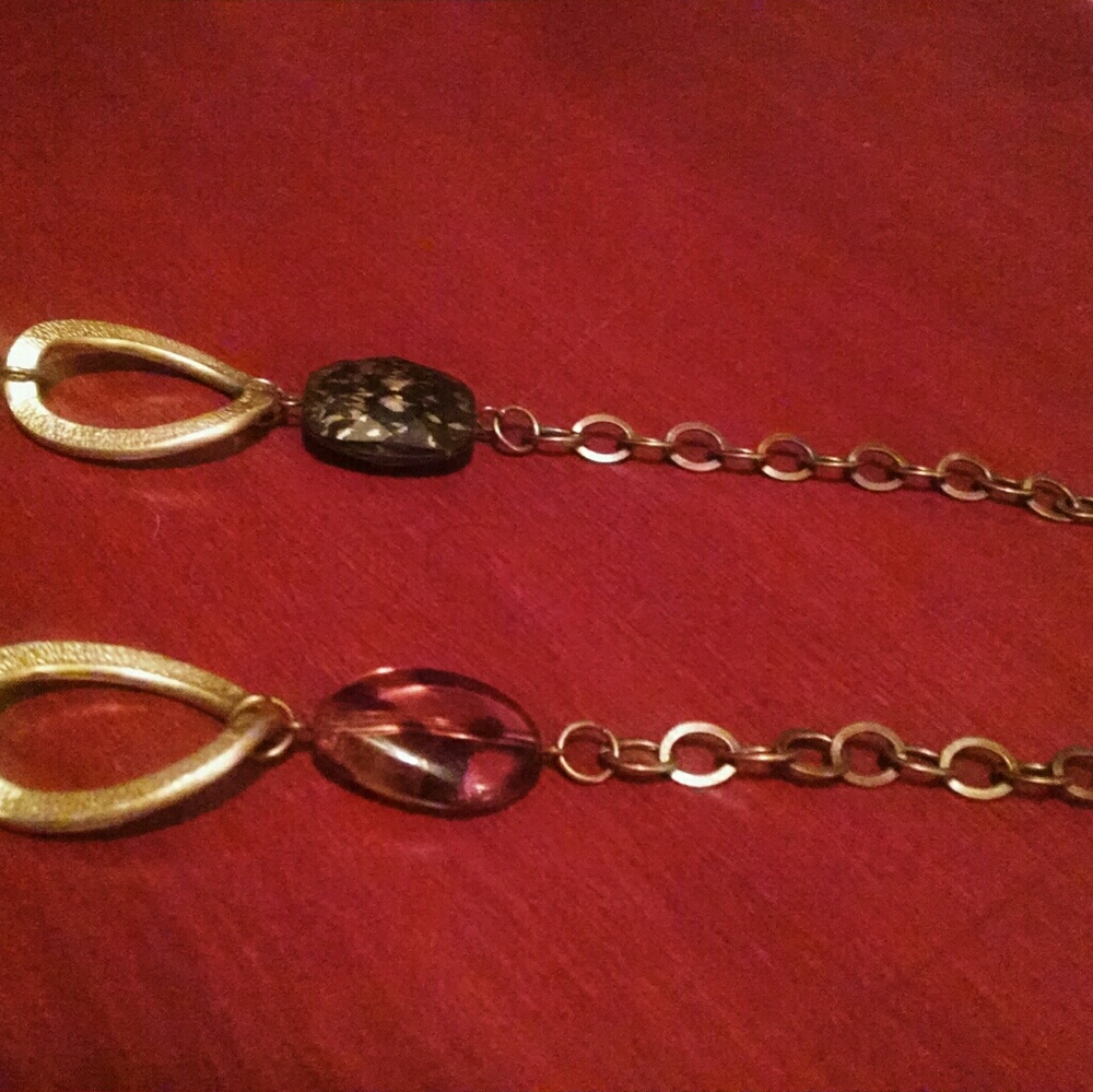 Long necklace - Picture 3 of 5
