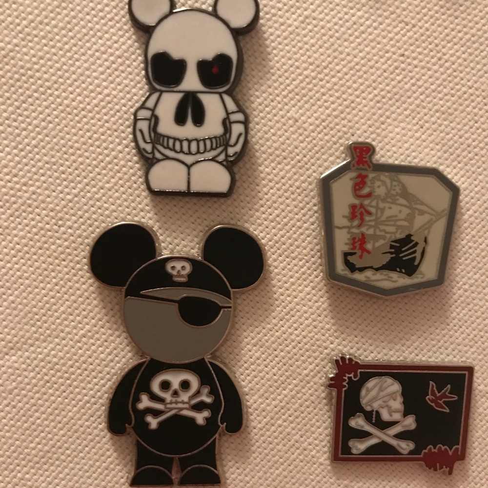 Pirate Disney Pin Bundle