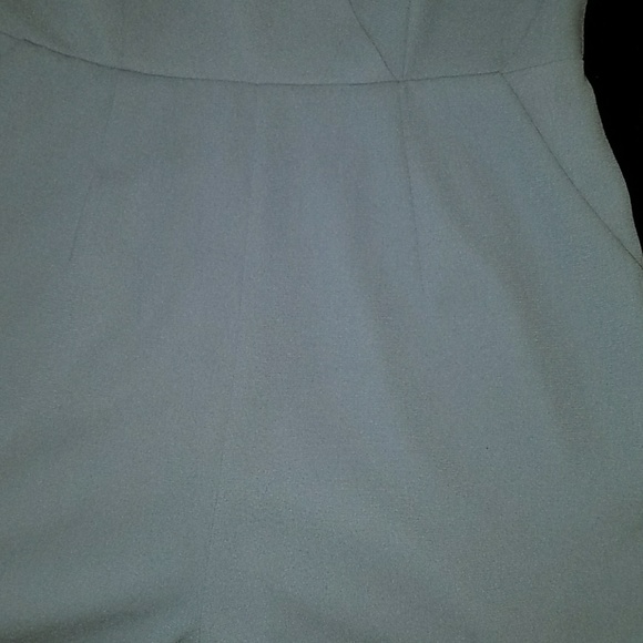 Backless romper - Picture 4 of 5