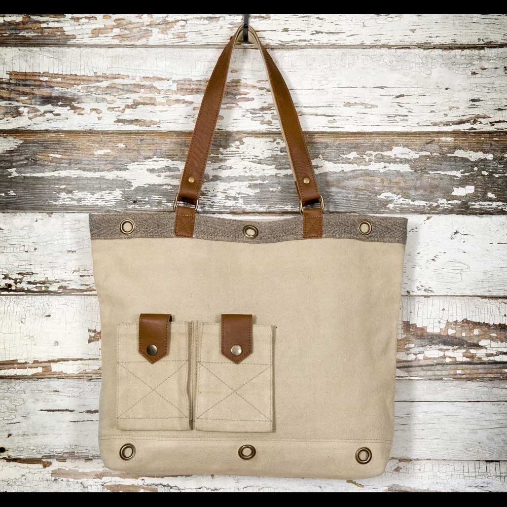 TOTE 🌻 NEW ARRIVAL