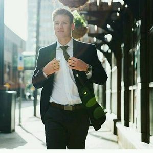 Meet your Posher, Karl