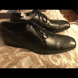 Men’s dress shoes