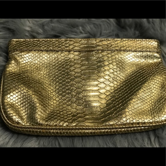 💜closet clear out sale 💜Gently loved - Picture 2 of 6