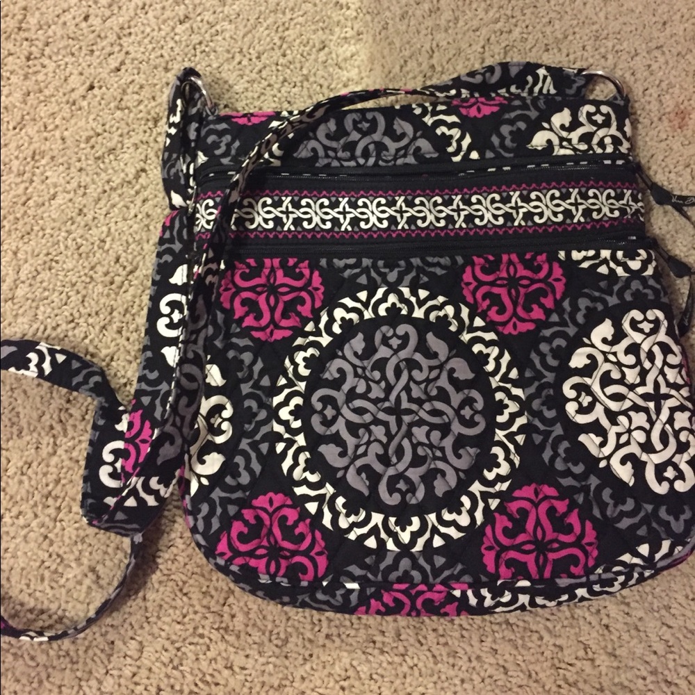 Like new Vera Bradley purse!
