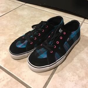 Vans lace shoe