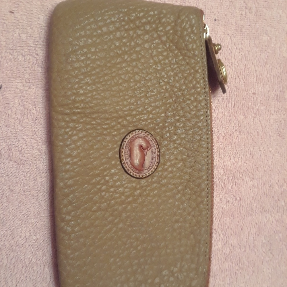 Vintage AWL coin purse in taupe