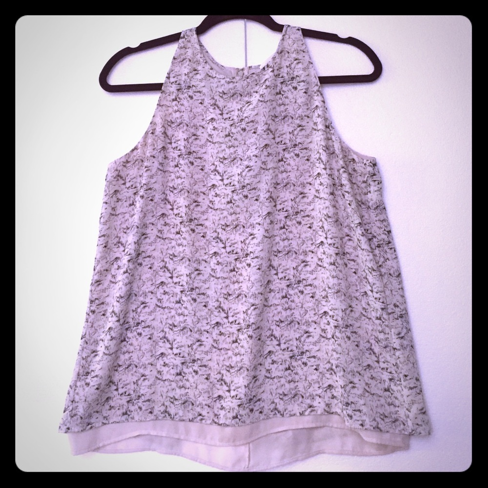 Dalia Medium Top w/Split Back Detail