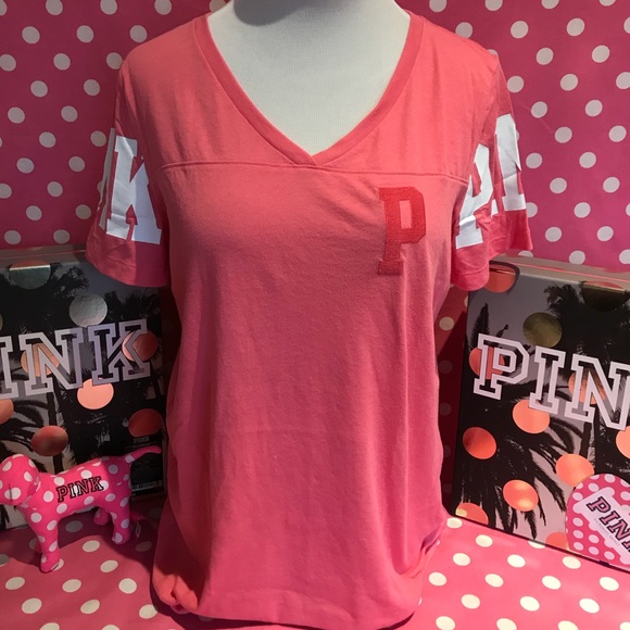 NWT VS PINK v-Neck Tee - Picture 1 of 4