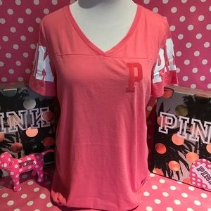 NWT VS PINK v-Neck Tee