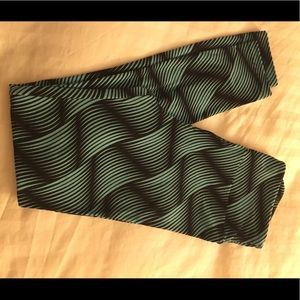 LulaRoe OS Leggings NWOT