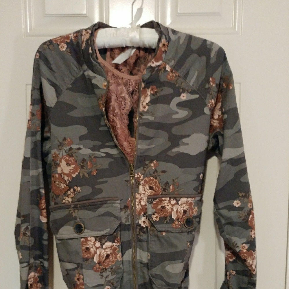 Jacket & bralet