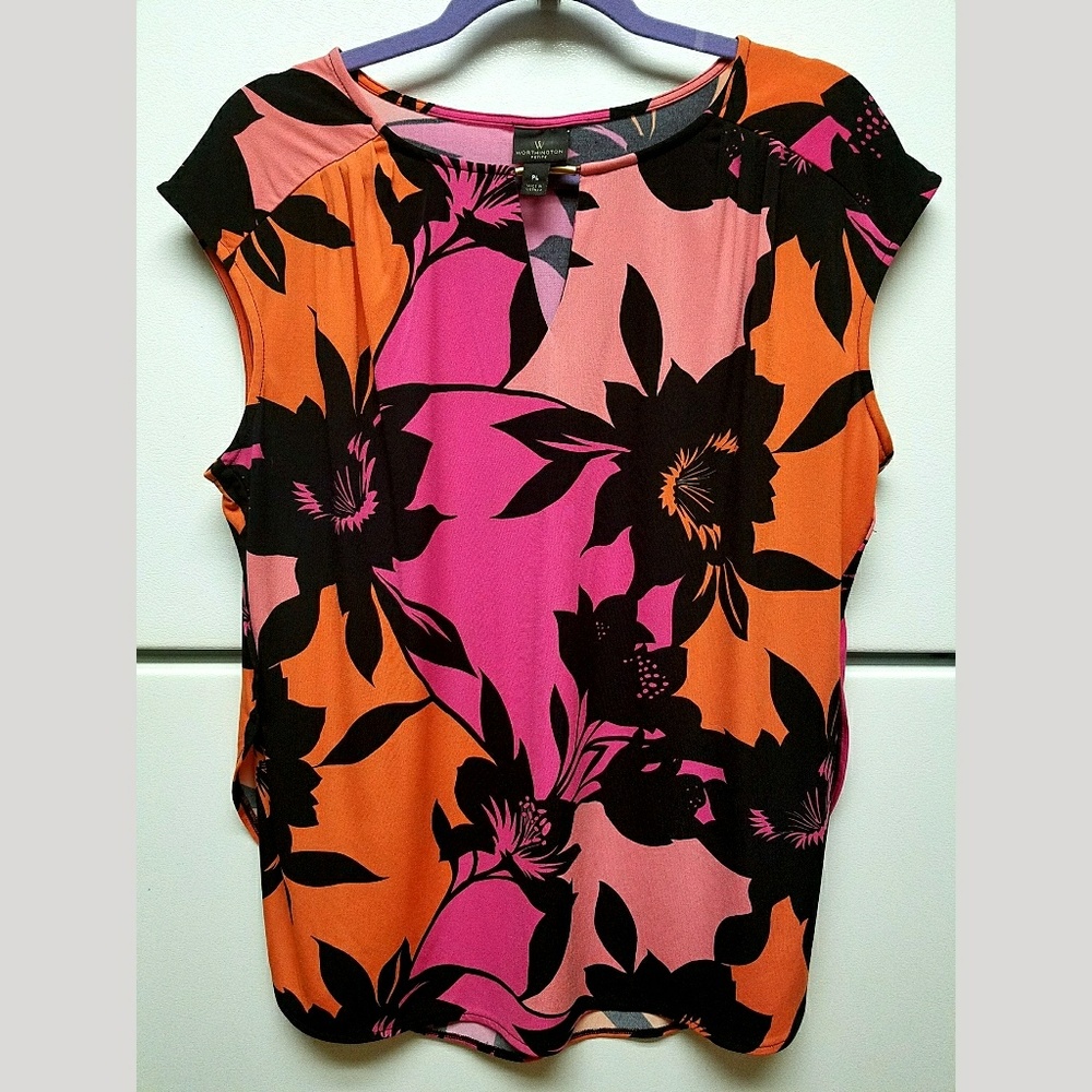 Worthington bright sleeveless shirt