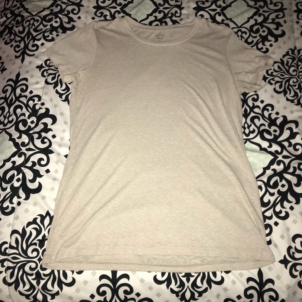 Aerie Cream Best T shirt