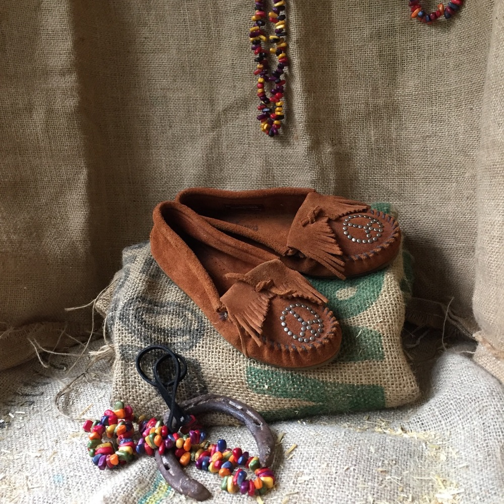‼️FINAL REDUCTION‼️Minnetonka Peace Mocs