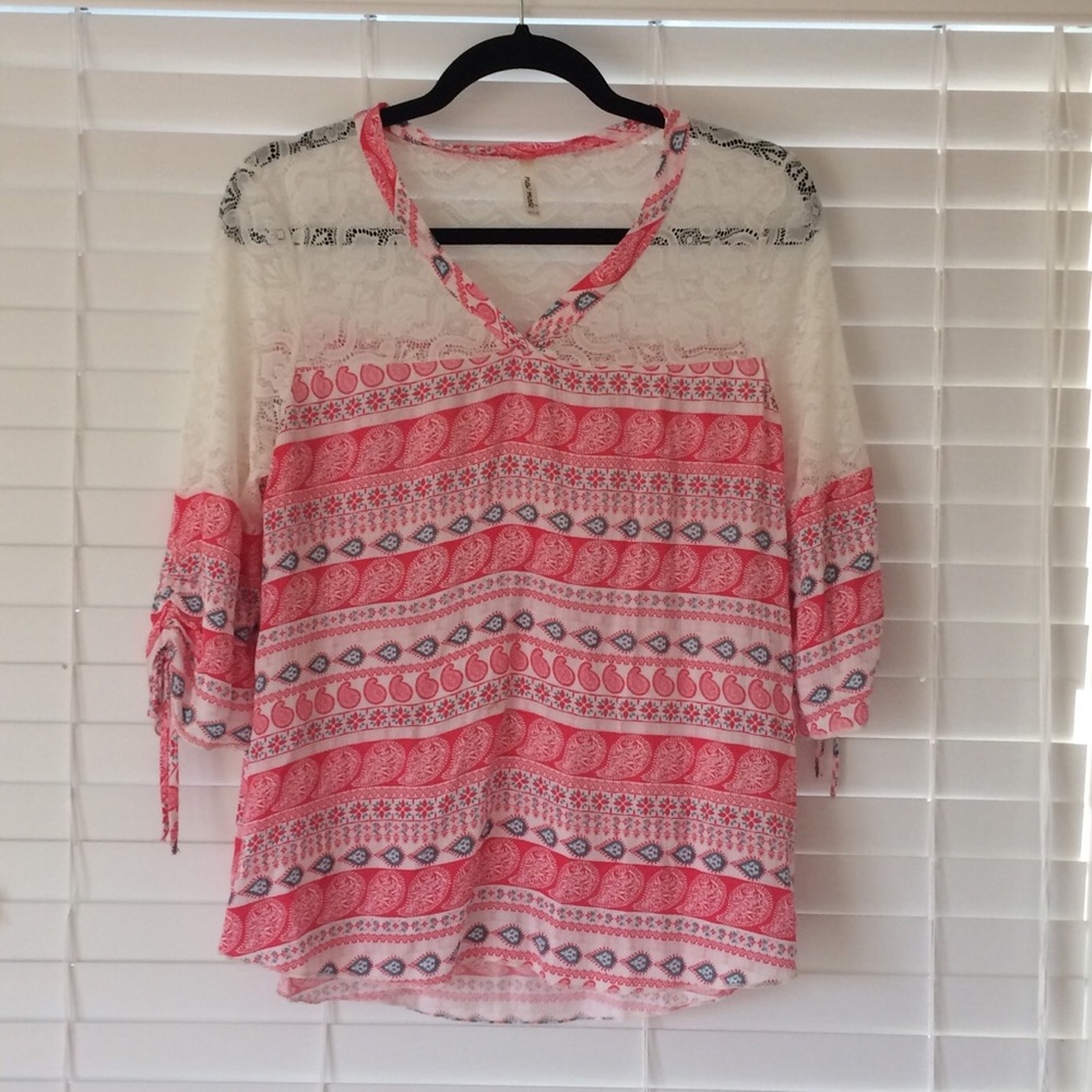 Pretty Paisley & Lace Top - Coral - Picture 1 of 2