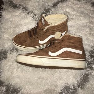 vans shoes with fur inside