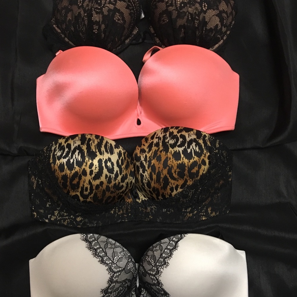 Victoria’s Secret 32B bra bundle