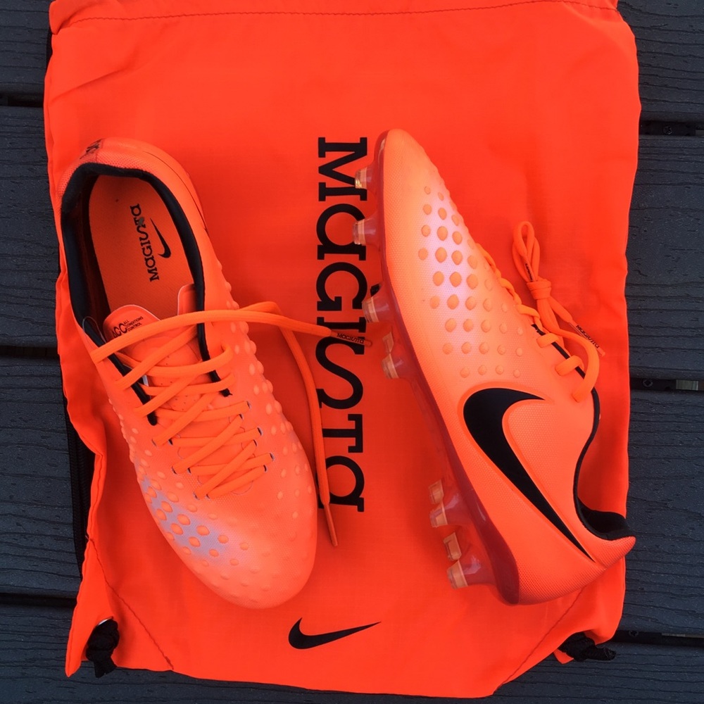 Nike Magista Opus II Soccer Cleat