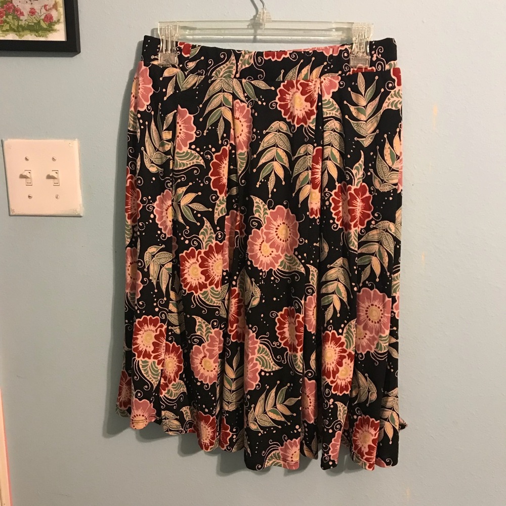Small Floral Lularoe Madison