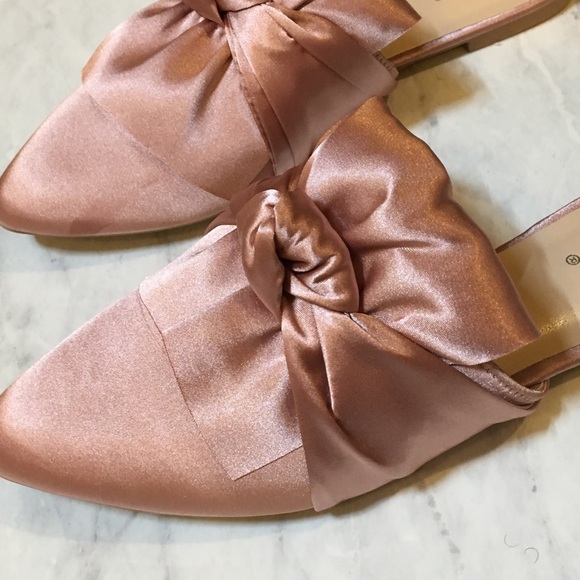 PRICE IS FIRM! Pink Knot Satin Pointy Toe Mules - Picture 4 of 5