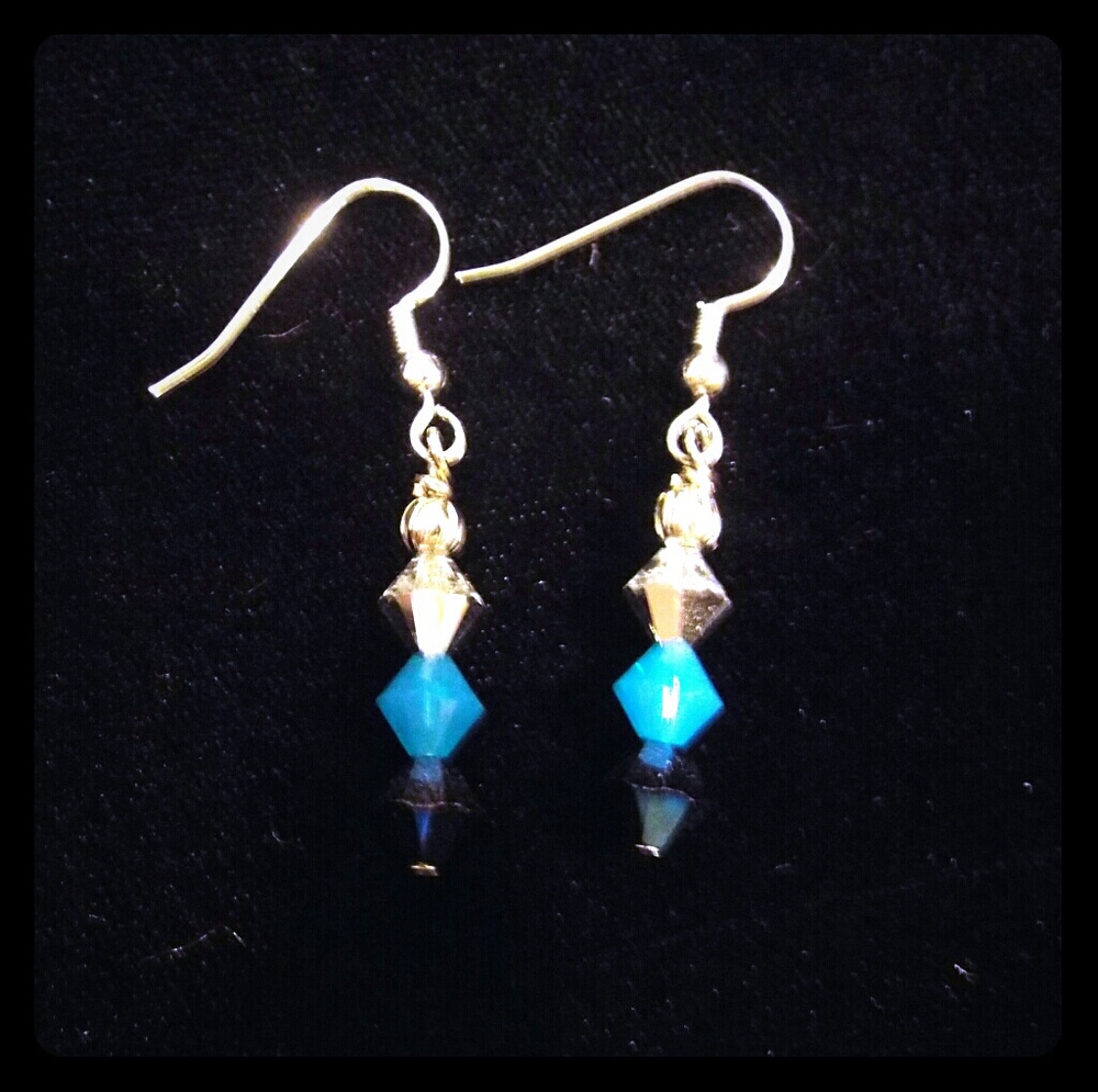 Blue & Silver Swarovski Crystal Earrings💙
