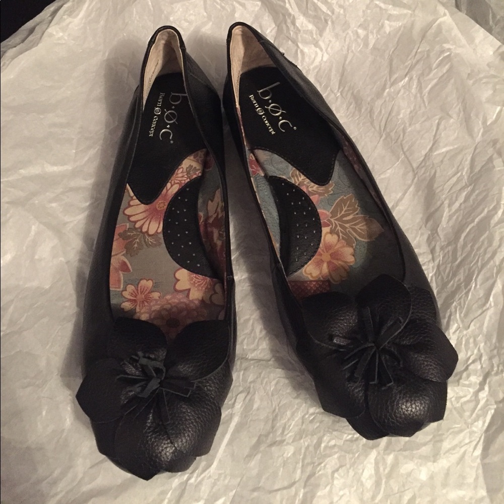 High Quality Leather B.O.C. Flats/Slippers