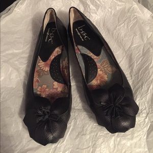 High Quality Leather B.O.C. Flats/Slippers