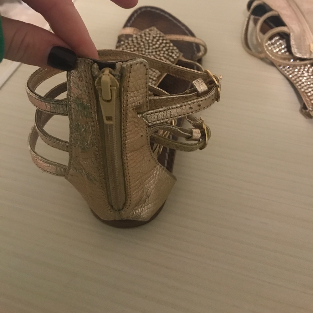 Sandals - Picture 2 of 4