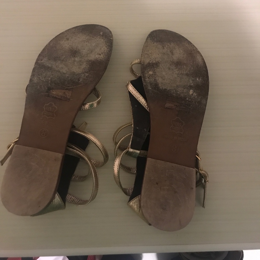 Sandals - Picture 3 of 4