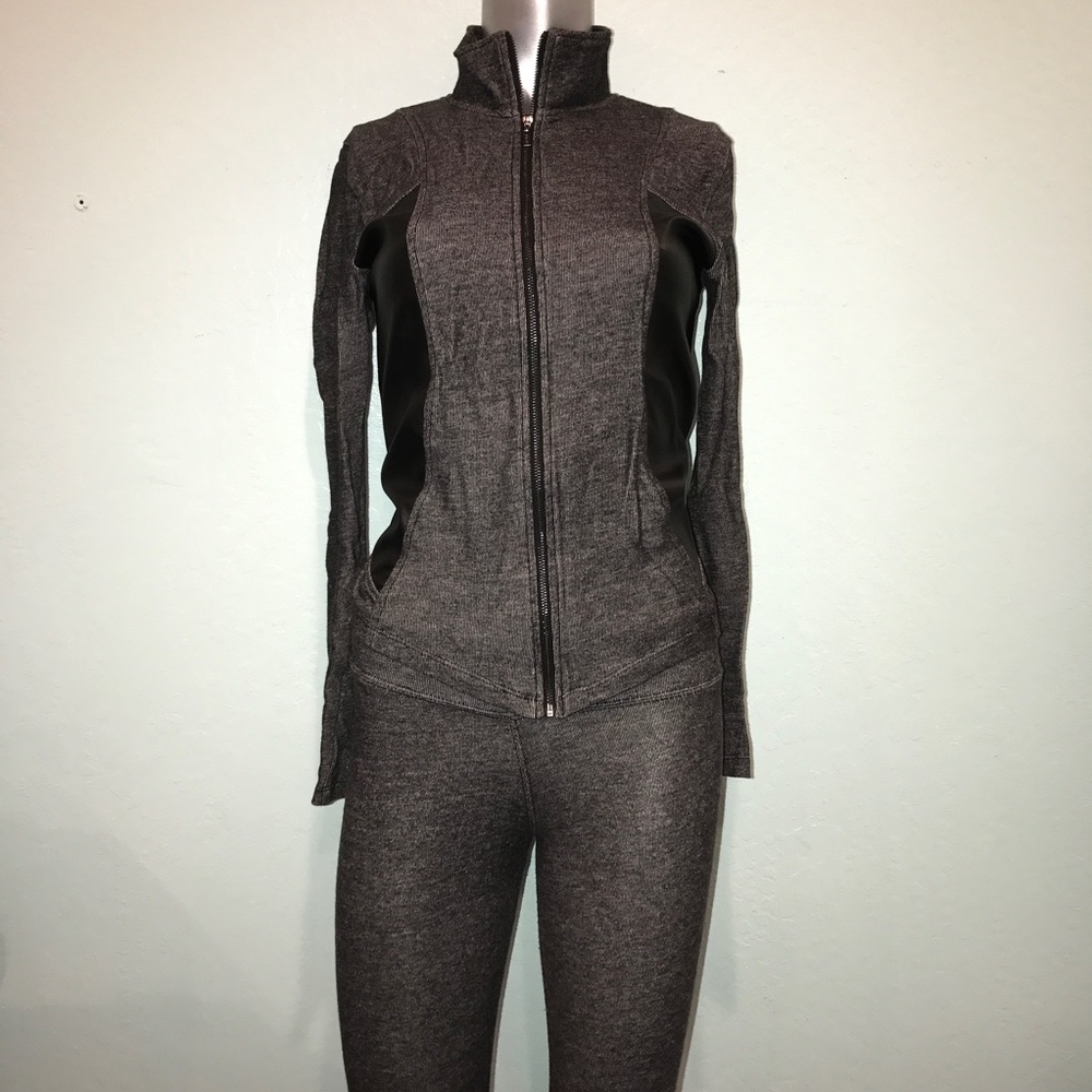 Super chic active wear with faux leather details