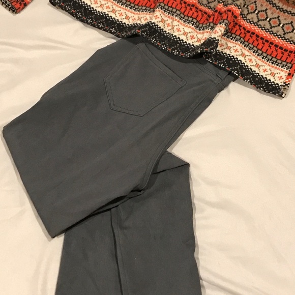 Bundle - Picture 3 of 5