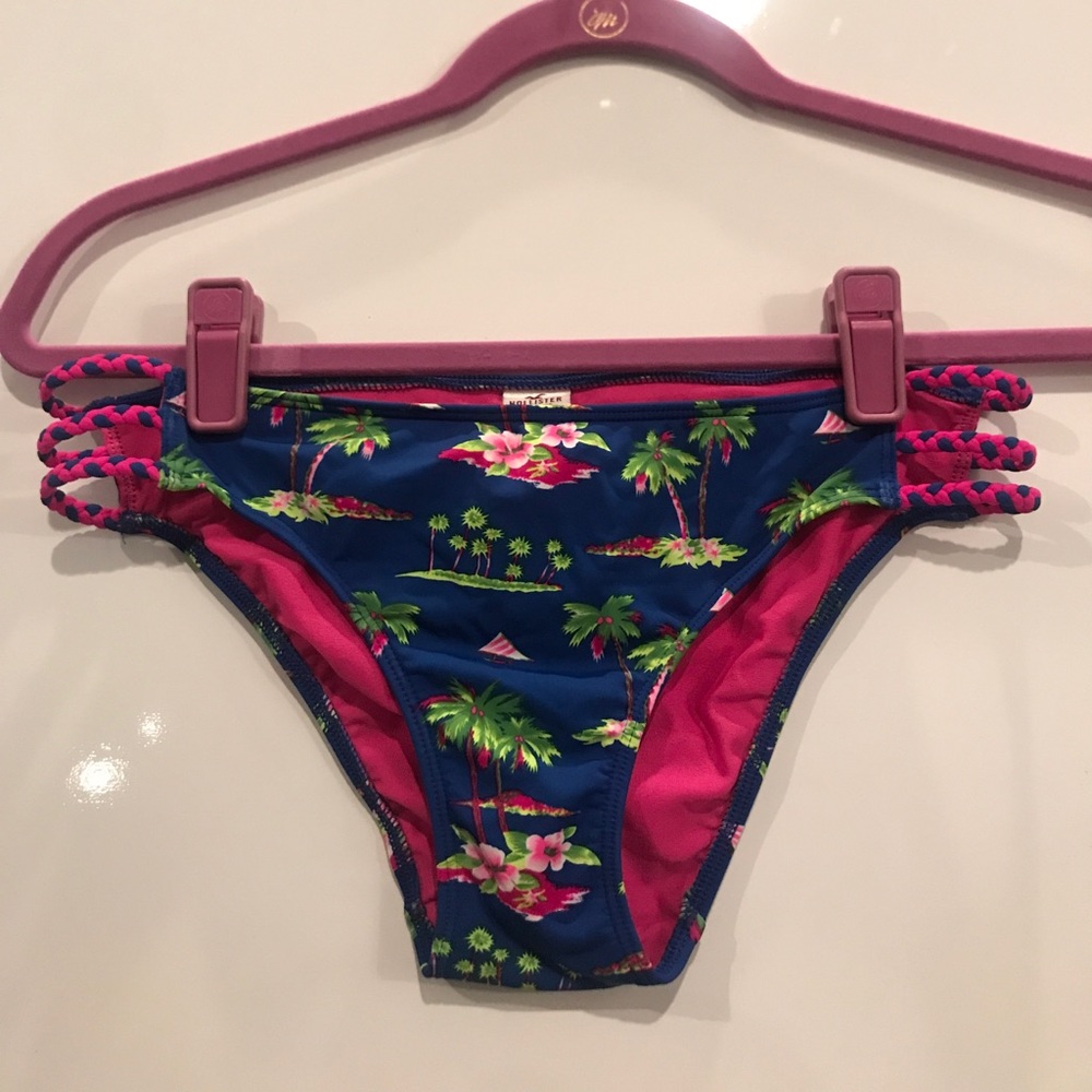 Swim suit