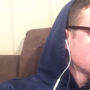 Meet your Posher, Connor