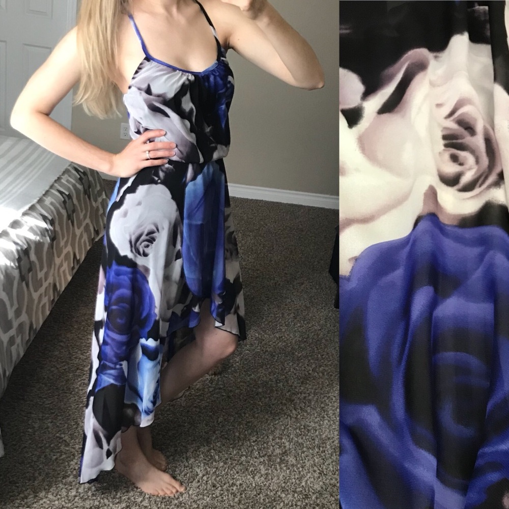 ‼️‼️SOLD‼️‼️NWOT-Asymmetrical flower dress