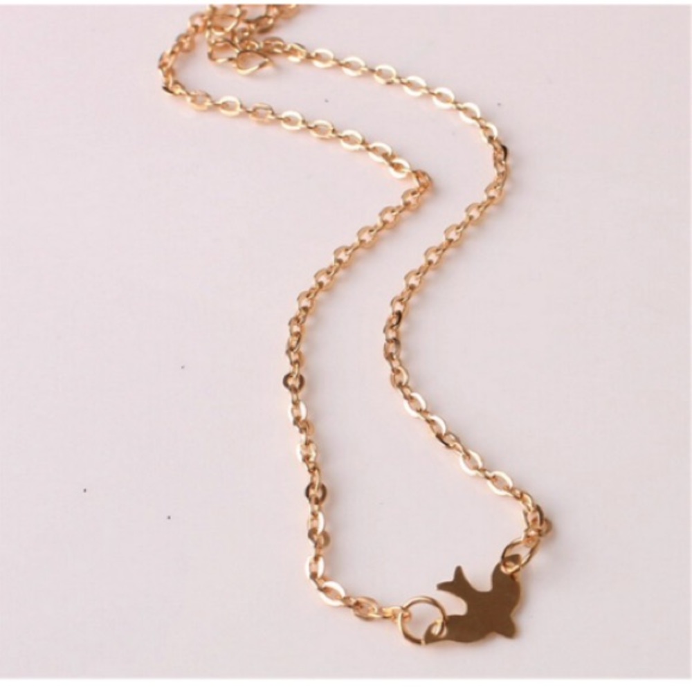 Swallow Dove Necklace - Picture 3 of 4