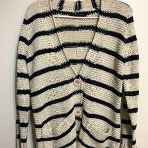 Striped cardigan with front pockets
