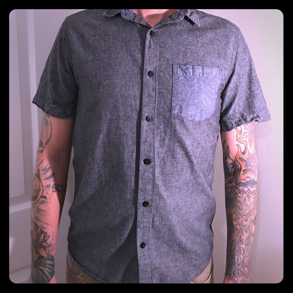 Split Short Sleeve Dress Shirt
