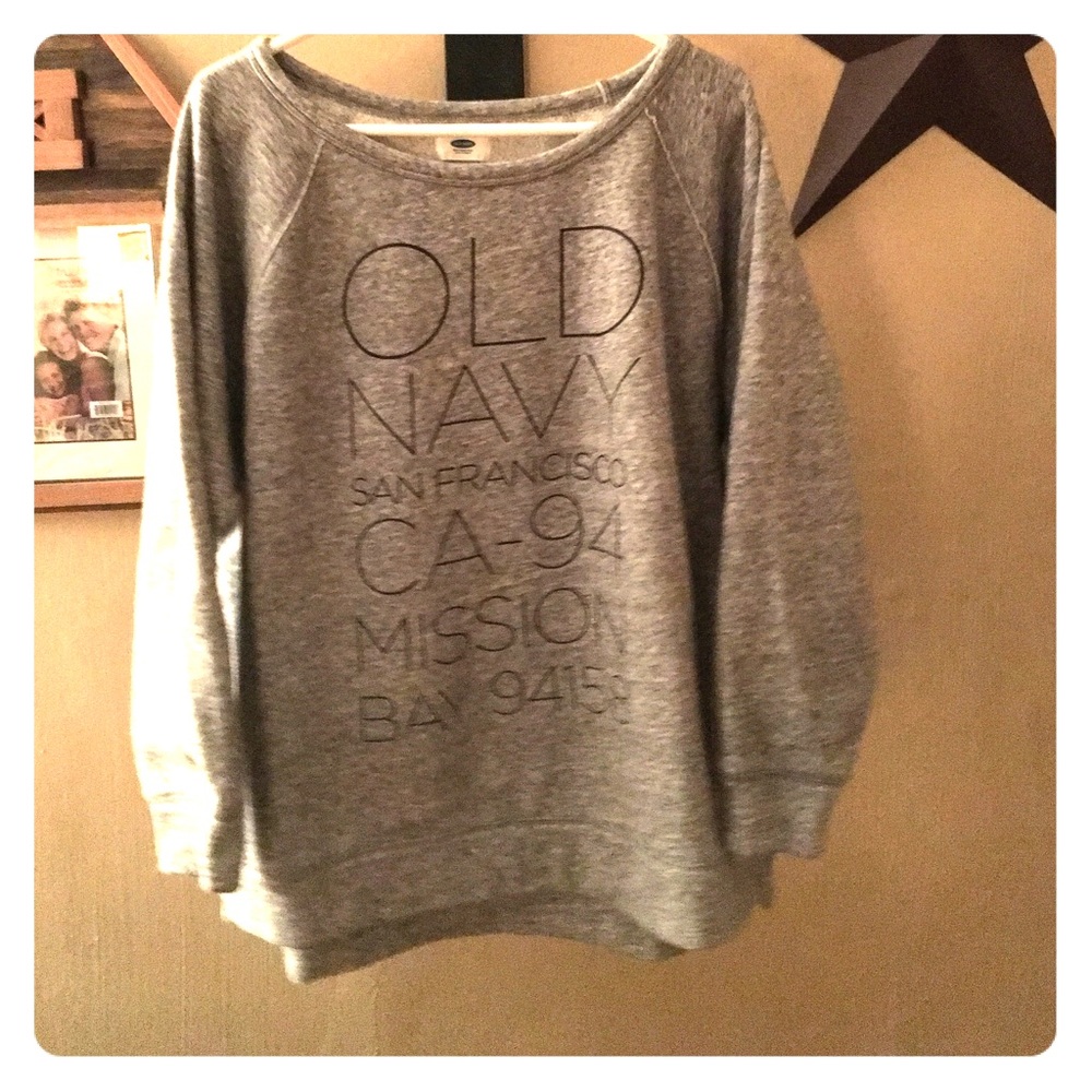 Ladies old navy XL sweater EUC wore maybe twice