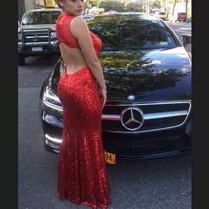 Beautiful open back Prom dress.