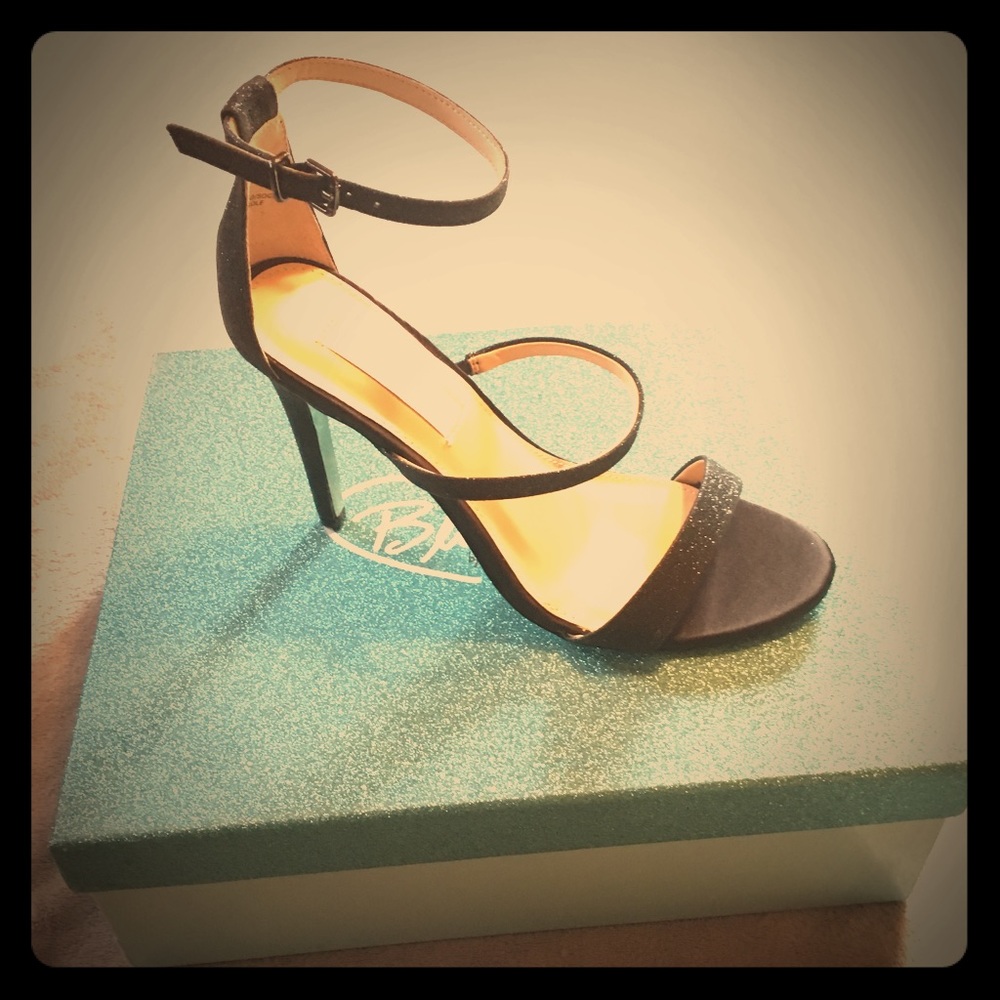 Betsy Johnson strappy heels