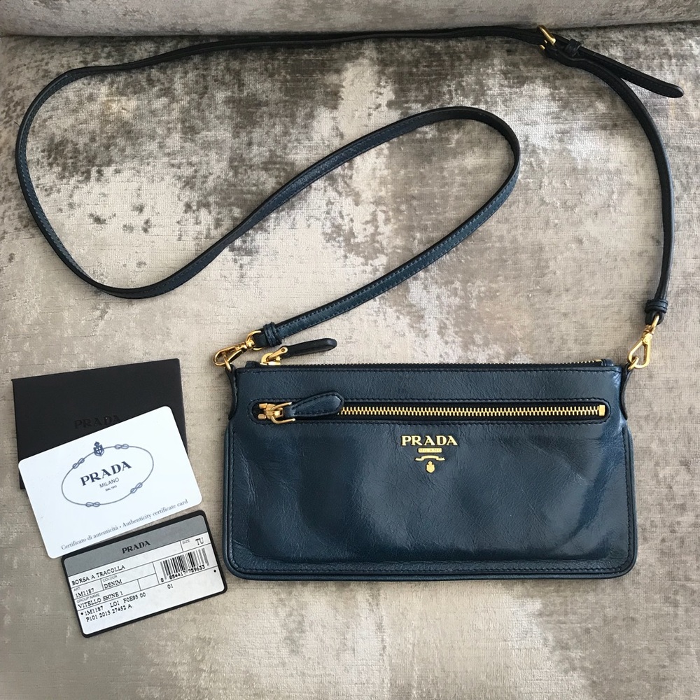 ❤️SOLD❤️ Prada 🇮🇹 crossbody blue bag #Po42405 - Picture 4 of 7