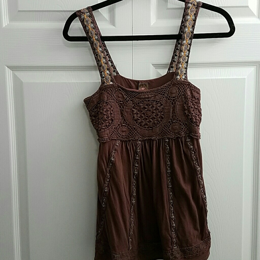 ⬇$20 Crochet tank top
